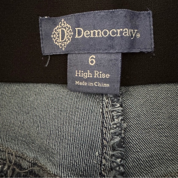 Democracy “Ab”leisure High Rise Rolled Cuff Shorts Sz 6 NWT Pull On Drawstring - Picture 4 of 7